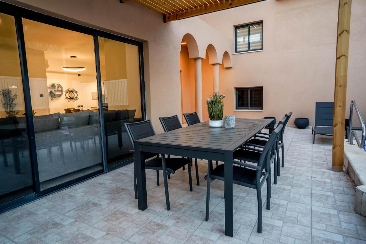וילה רוני בריכה מחוממת Villa Roni Heated Pool Eilat Eksteriør billede