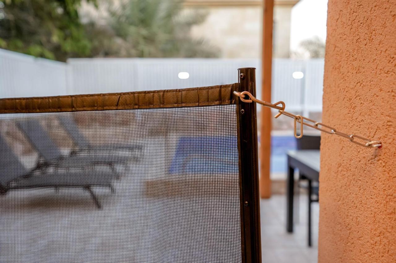 וילה רוני בריכה מחוממת Villa Roni Heated Pool Eilat Eksteriør billede