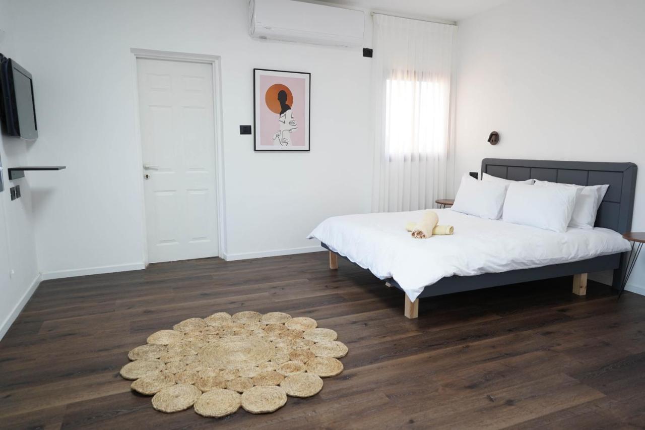 וילה רוני בריכה מחוממת Villa Roni Heated Pool Eilat Eksteriør billede